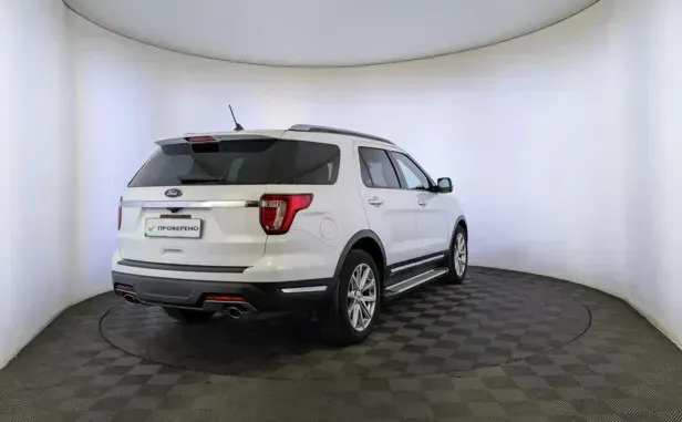 Ford Explorer, V Рестайлинг — фото 2