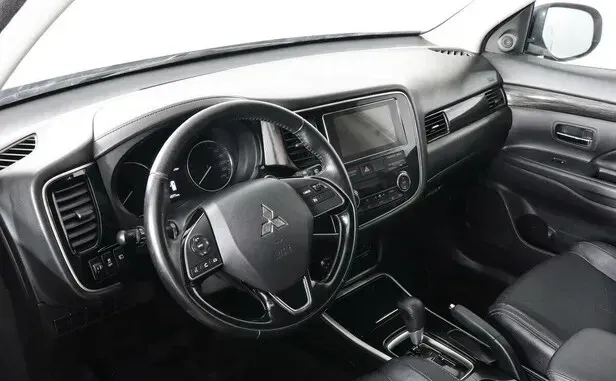 Mitsubishi Outlander, III Рестайлинг 2 — фото 6