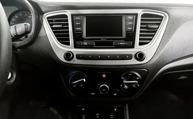 Hyundai Solaris, II Рестайлинг — фото 18