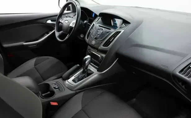 Ford Focus, III — фото 10