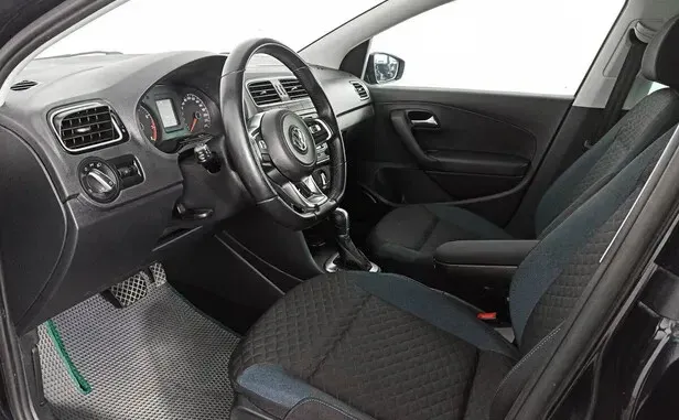 Volkswagen Polo, V Рестайлинг — фото 7