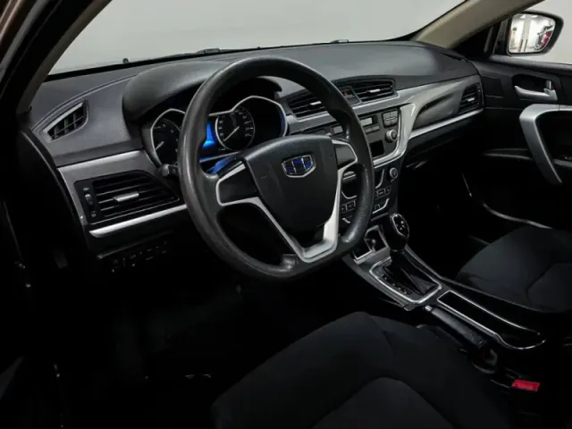 Geely Emgrand 7, I Рестайлинг — фото 10