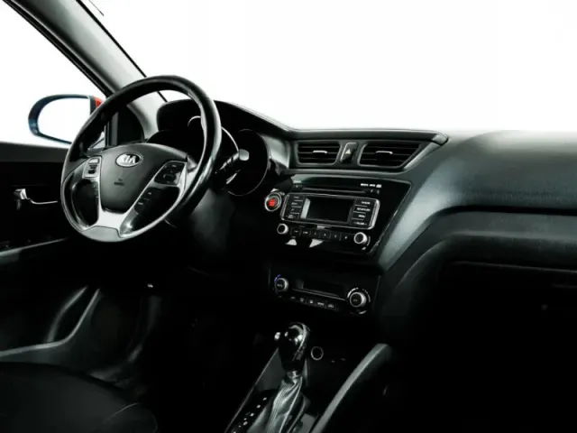 Kia Rio, III Рестайлинг — фото 12