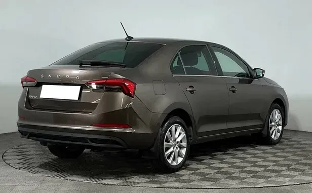 Skoda Rapid, II — фото 2