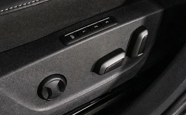 Skoda Octavia, IV (A8) — фото 13