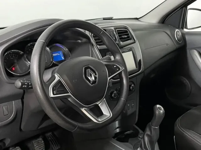 Renault Logan, II Рестайлинг — фото 13