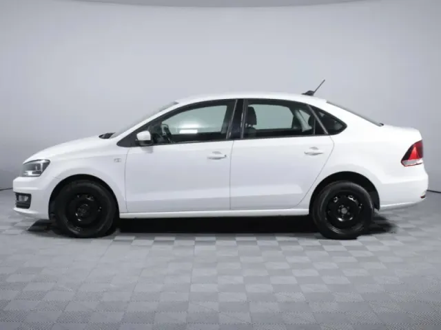 Volkswagen Polo, V Рестайлинг — фото 8