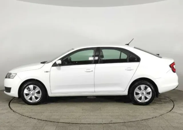 Skoda Rapid, I Рестайлинг — фото 3
