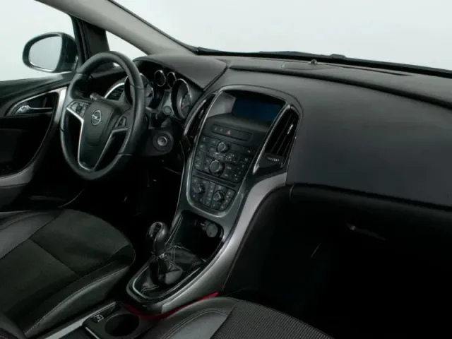 Opel Astra, J Рестайлинг — фото 11