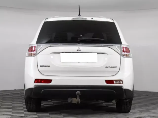 Mitsubishi Outlander, III Рестайлинг — фото 6