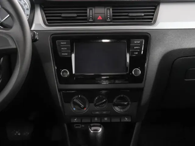 Skoda Rapid, I Рестайлинг — фото 12