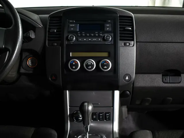 Nissan Pathfinder, III — фото 8