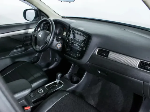 Mitsubishi Outlander, III Рестайлинг — фото 10