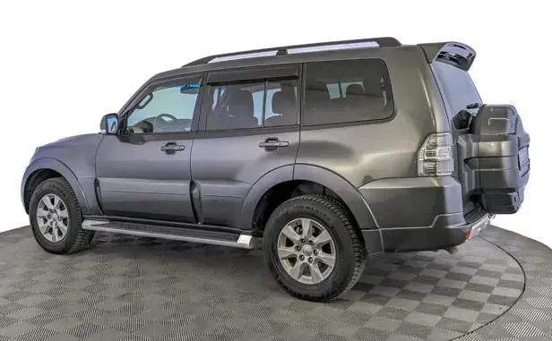 Mitsubishi Pajero, IV Рестайлинг 1 — фото 4