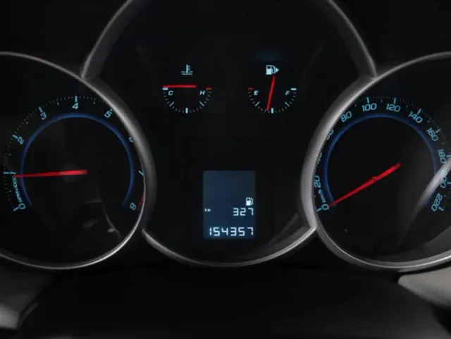 Chevrolet Cruze, I Рестайлинг — фото 12