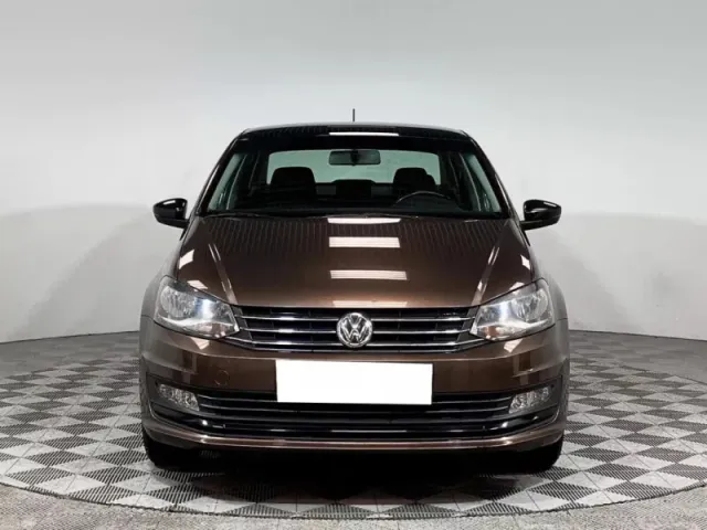 Volkswagen Polo, V Рестайлинг — фото 2