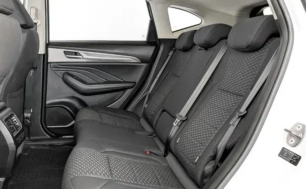 Haval F7, I — фото 9