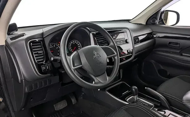Mitsubishi Outlander, III Рестайлинг 3 — фото 6