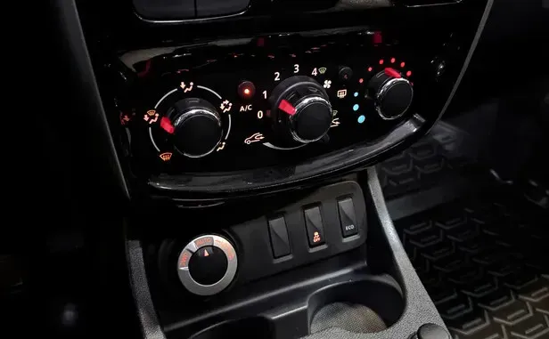 Nissan Terrano, III (D10) — фото 12
