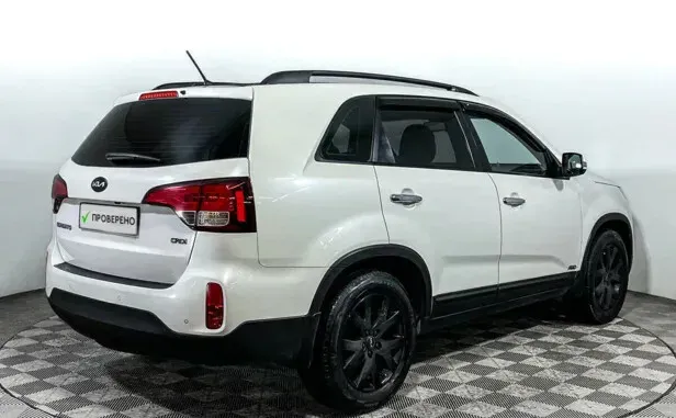 Kia Sorento, II Рестайлинг — фото 2