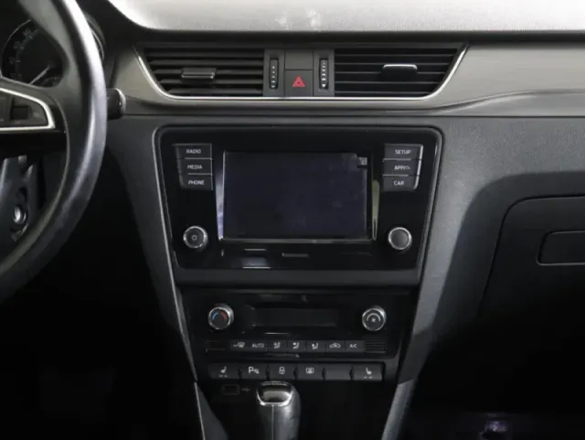 Skoda Rapid, I Рестайлинг — фото 13