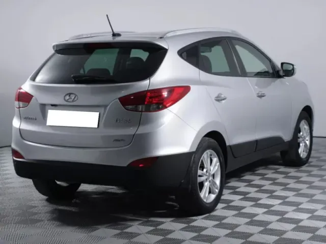 Hyundai ix35, I — фото 5