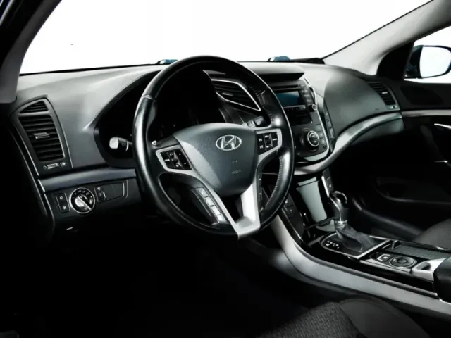 Hyundai i40, I — фото 15