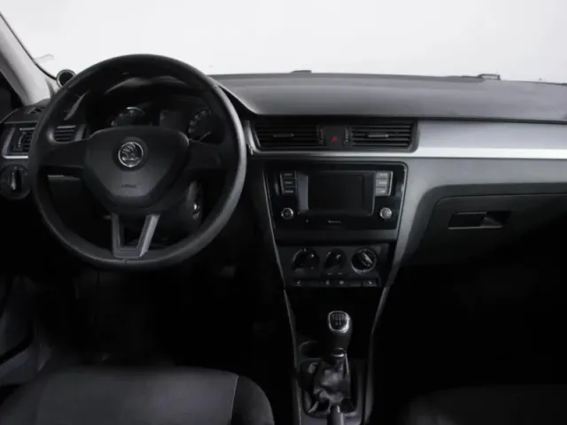 Skoda Rapid, I — фото 13