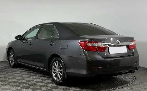 Toyota Camry, VII (XV50) — фото 4