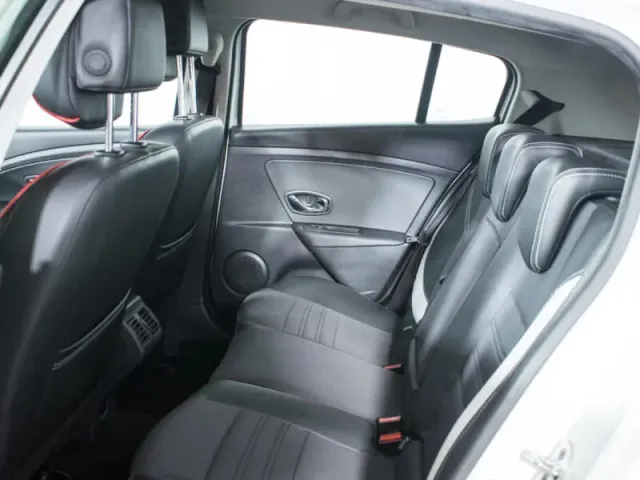 Renault Megane, III Рестайлинг — фото 10