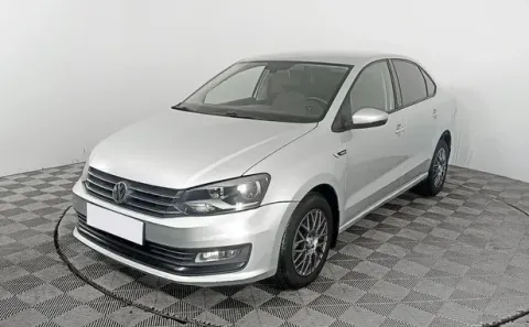 Volkswagen Polo, V Рестайлинг — фото 1