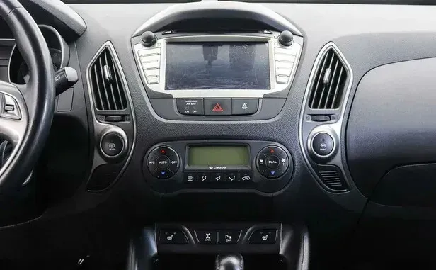 Hyundai ix35, I Рестайлинг — фото 7