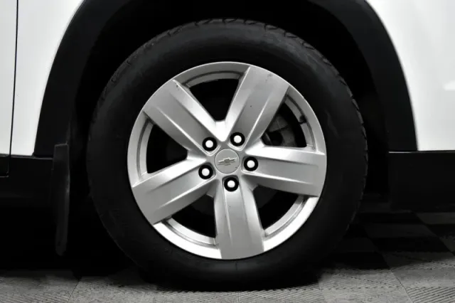 Chevrolet Orlando — фото 14