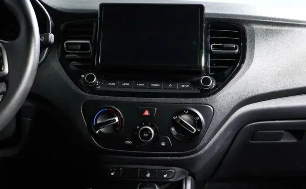 Hyundai Solaris, II Рестайлинг — фото 8