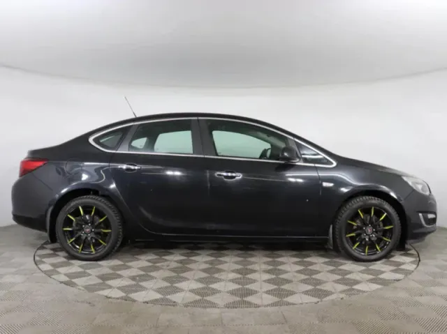 Opel Astra, J Рестайлинг — фото 4