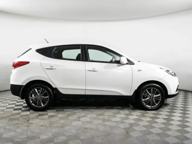 Hyundai ix35, I — фото 4