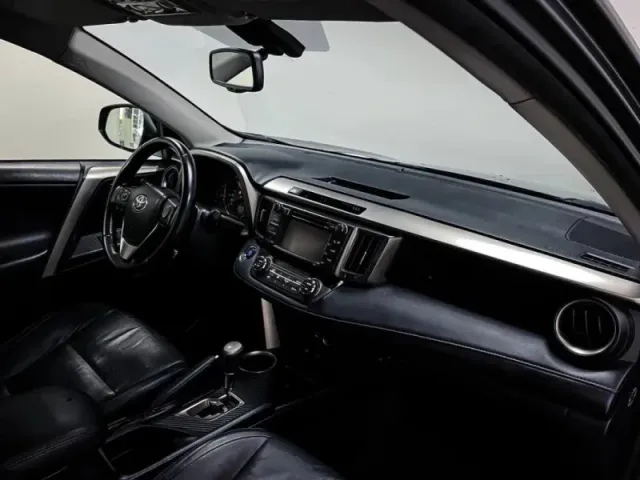 Toyota RAV4, IV (XA40) — фото 14