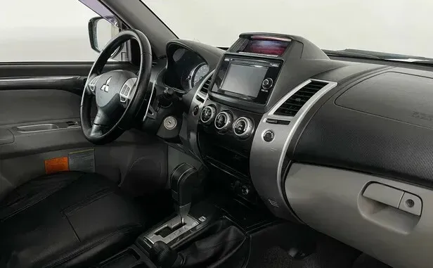 Mitsubishi Pajero Sport, II Рестайлинг — фото 5