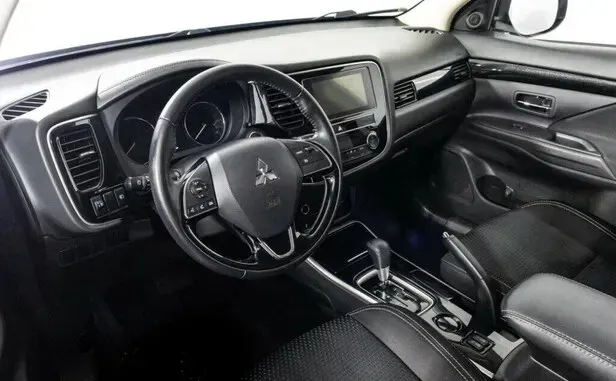 Mitsubishi Outlander, III Рестайлинг 3 — фото 6