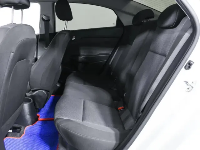 Hyundai Solaris, II Рестайлинг — фото 12