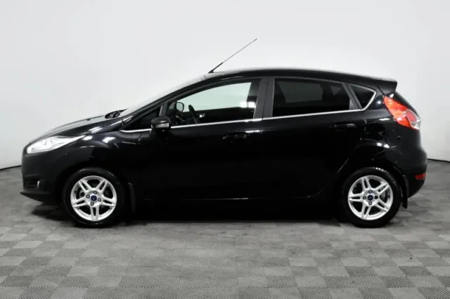 Ford Fiesta, Mk6 Рестайлинг — фото 8