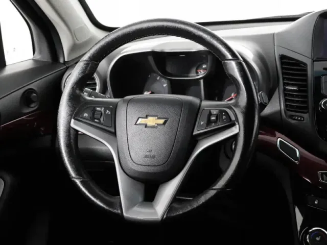 Chevrolet Orlando — фото 13