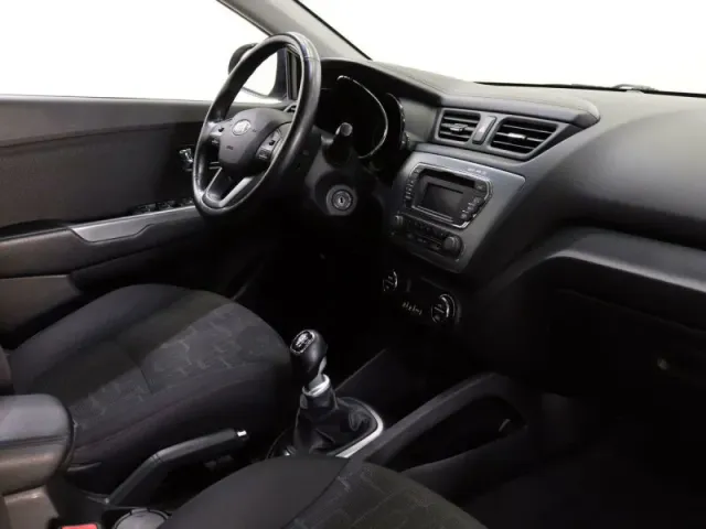 Kia Rio, III — фото 11