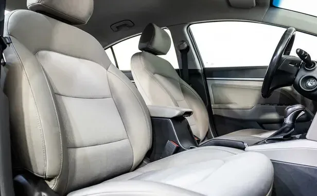Hyundai Elantra, VI (AD) — фото 8