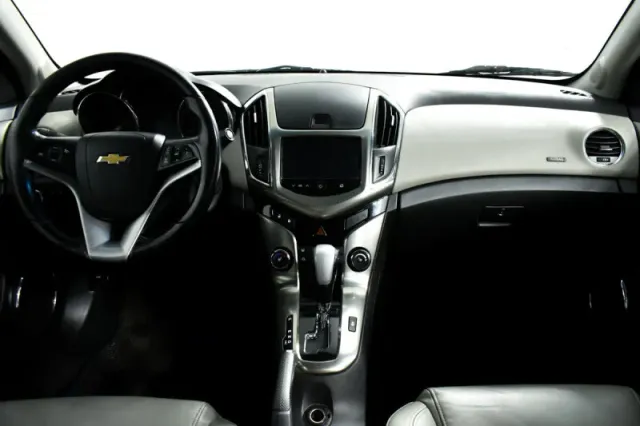 Chevrolet Cruze, I Рестайлинг — фото 11
