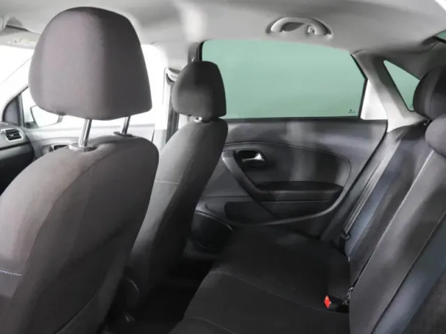 Volkswagen Polo, V Рестайлинг — фото 12