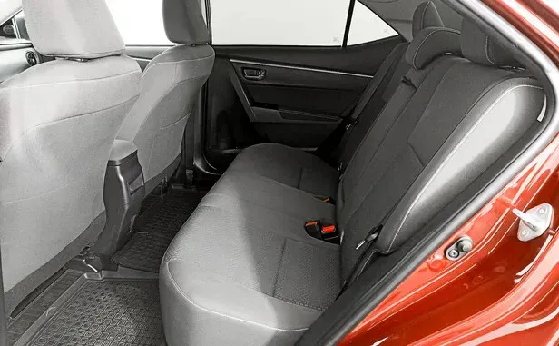 Toyota Corolla, XI (E160, E170, E180) Рестайлинг 1 — фото 6