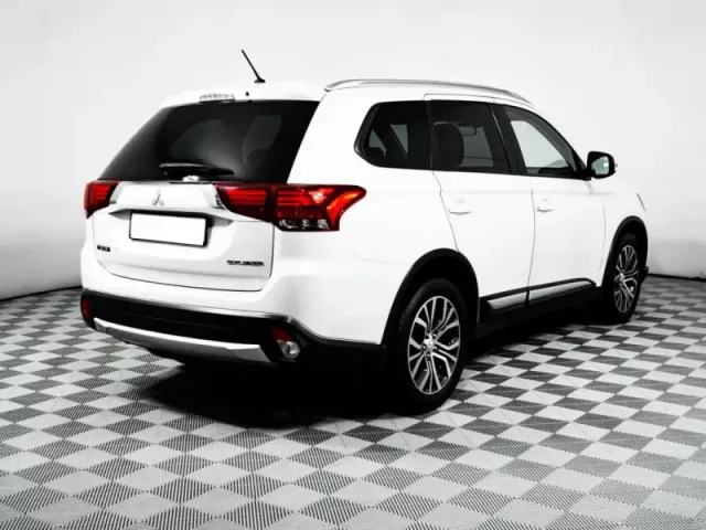 Mitsubishi Outlander, III Рестайлинг 2 — фото 5