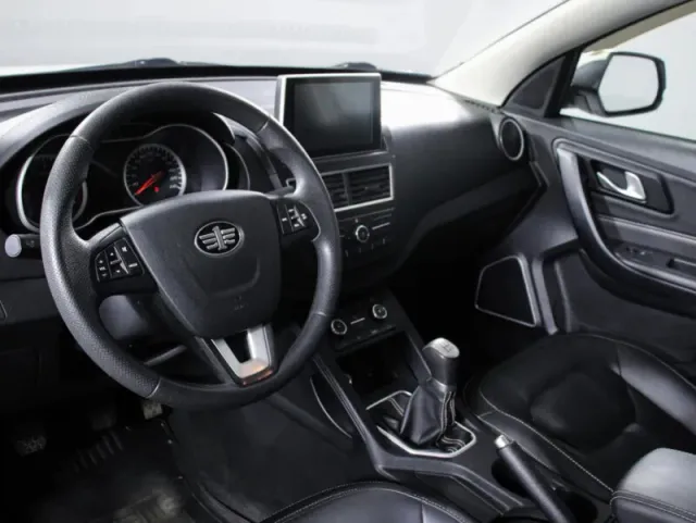FAW Besturn X40, I — фото 13
