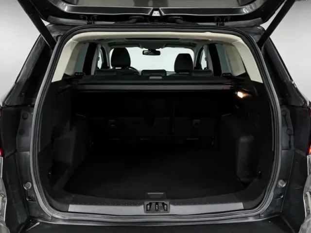 Ford Kuga, II Рестайлинг — фото 16